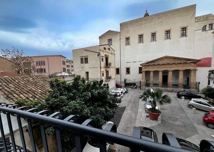 Giglio luxury apartment in casa professa